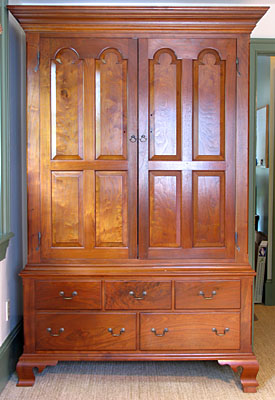 PENNSYLVANIA LINEN PRESS, WALNUT  (CUP420)