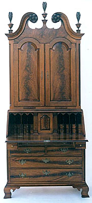 PHILADELPHIA SECRETARY DESK, WALNUT  (DSK351)